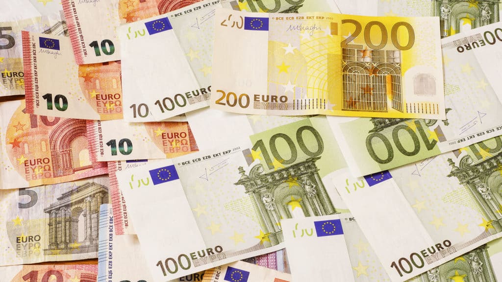 Des billets en euros